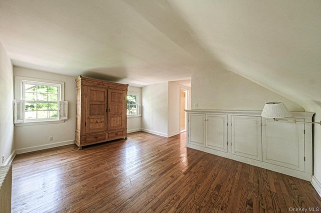 194 Huntington Bay Road, Huntington, NY 11743