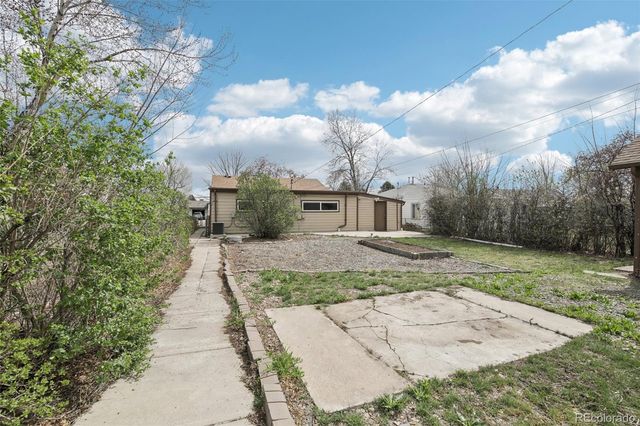 977 Yates Street, Denver, CO 80204