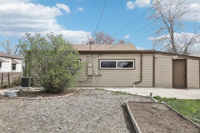 977 Yates Street, Denver, CO 80204