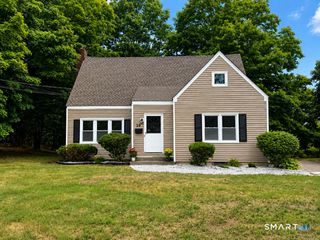 18 Norton Road, East Windsor, CT 06016