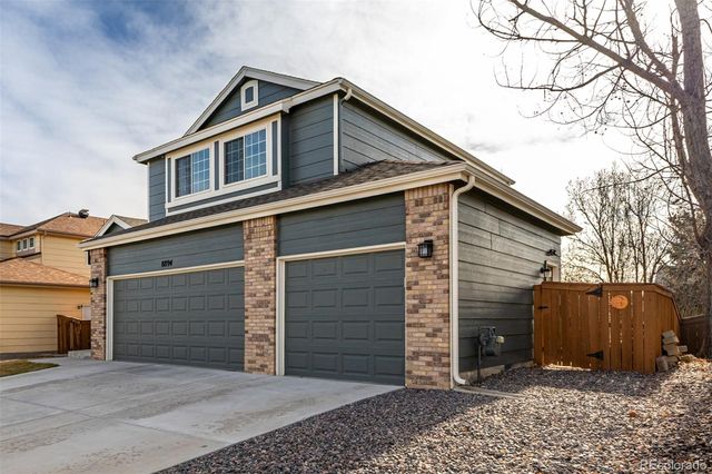8894 Miners Street, Highlands Ranch, CO 80126