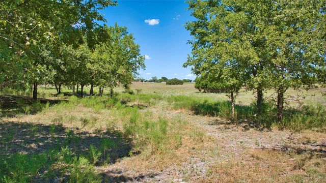 1250 County Road 311 RD, Jarrell, TX 76537