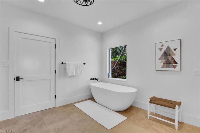 215 Mooring Line DR, Naples, FL 34102