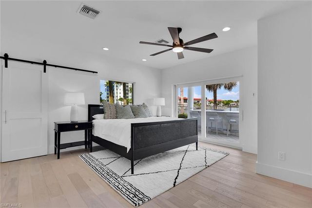215 Mooring Line DR, Naples, FL 34102