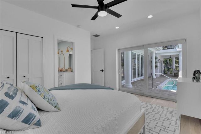 215 Mooring Line DR, Naples, FL 34102