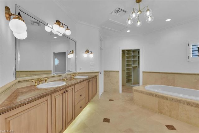 215 Mooring Line DR, Naples, FL 34102