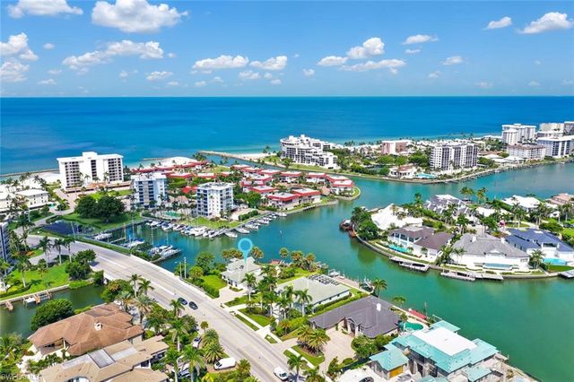 215 Mooring Line DR, Naples, FL 34102