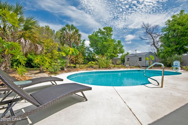 1012 W 10th Court, Panama City, FL 32401