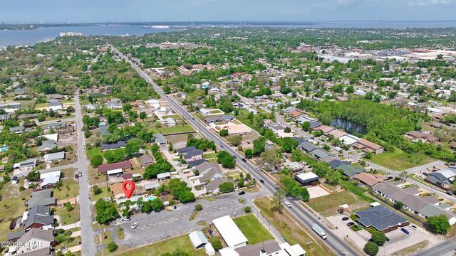 1012 W 10th Court, Panama City, FL 32401