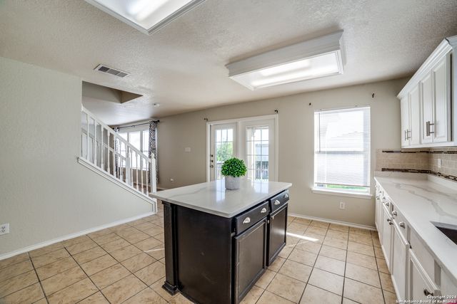 9114 BLAZER PL, San Antonio, TX 78245