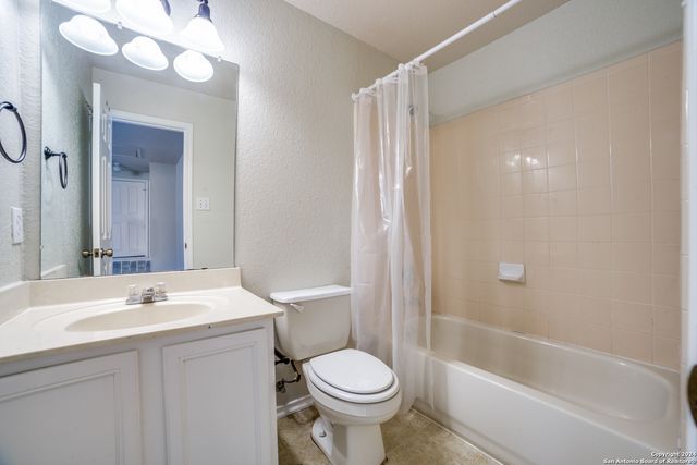9114 BLAZER PL, San Antonio, TX 78245
