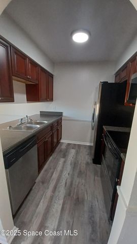 214 San Juan Circle, Melbourne, FL 32935