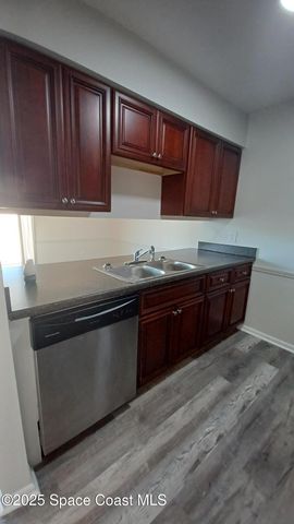 214 San Juan Circle, Melbourne, FL 32935