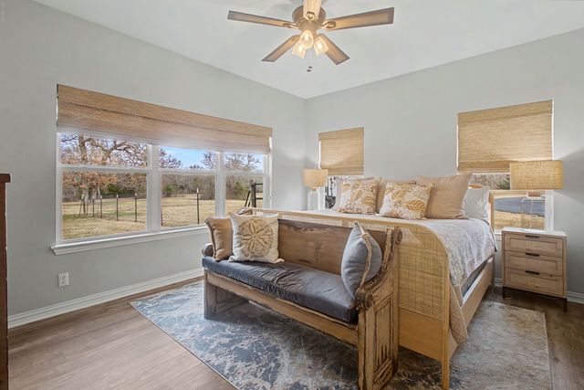 9748 County Road 1200, Athens, TX 75751