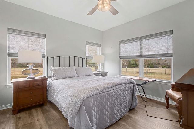 9748 County Road 1200, Athens, TX 75751