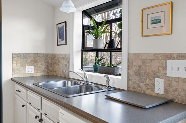 151 Ives Road, Warwick, RI 02818