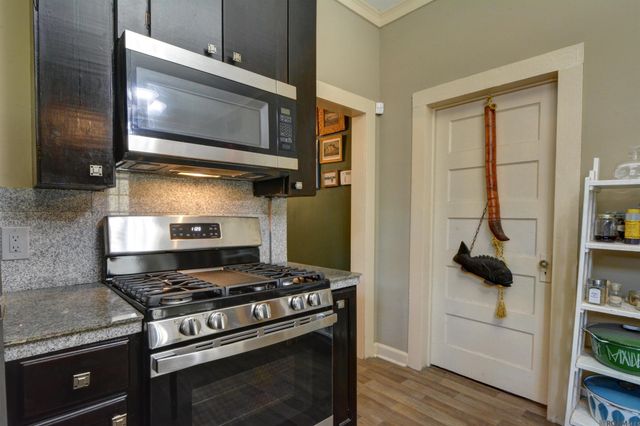 133 Saint Rose Avenue, Baton Rouge, LA 70806