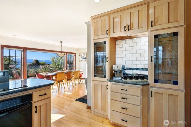 3511 NW 67th Street, Seattle, WA 98117