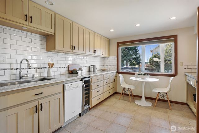 3511 NW 67th Street, Seattle, WA 98117