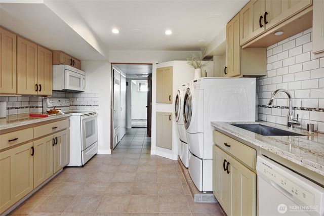 3511 NW 67th Street, Seattle, WA 98117