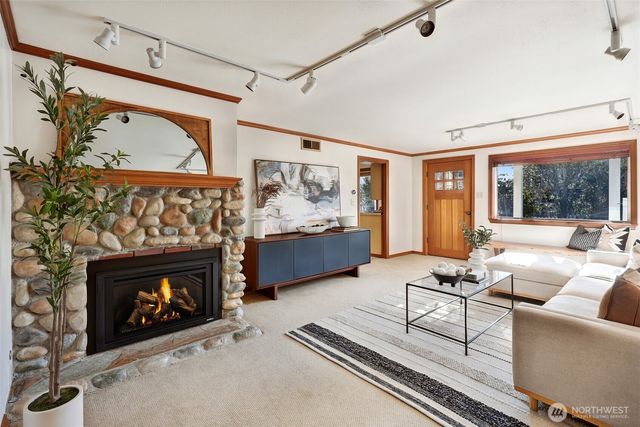 3511 NW 67th Street, Seattle, WA 98117