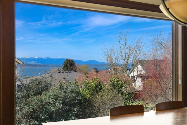 3511 NW 67th Street, Seattle, WA 98117