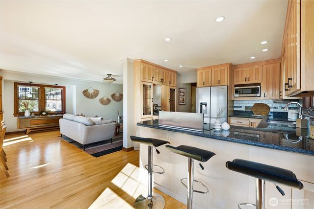 3511 NW 67th Street, Seattle, WA 98117