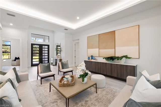 4751 1st AVE SW, Naples, FL 34119