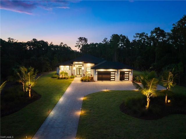 4751 1st AVE SW, Naples, FL 34119