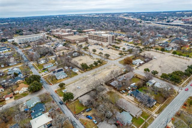 115 N Mckown Avenue 113, Sherman, TX 75092