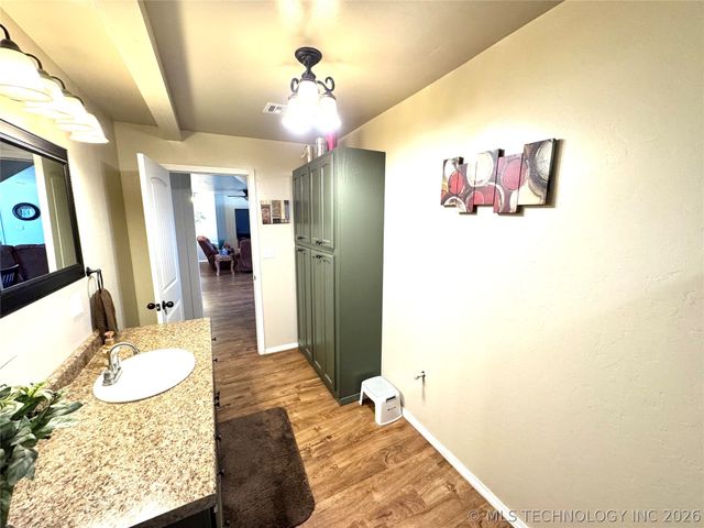 114537 Spring Creek Road, Eufaula, OK 74432