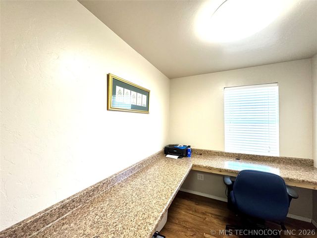 114537 Spring Creek Road, Eufaula, OK 74432