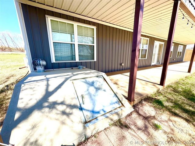 114537 Spring Creek Road, Eufaula, OK 74432