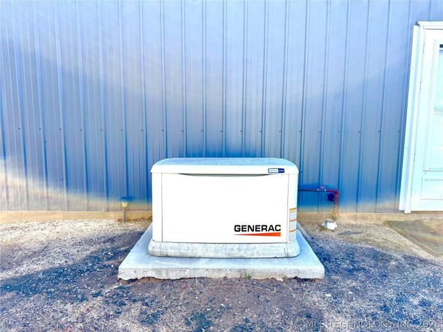 114537 Spring Creek Road, Eufaula, OK 74432