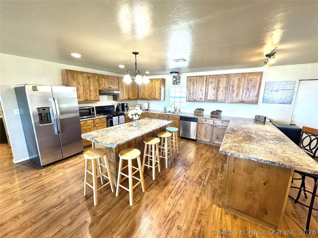 114537 Spring Creek Road, Eufaula, OK 74432