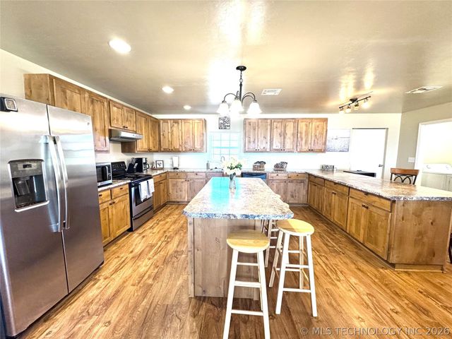 114537 Spring Creek Road, Eufaula, OK 74432