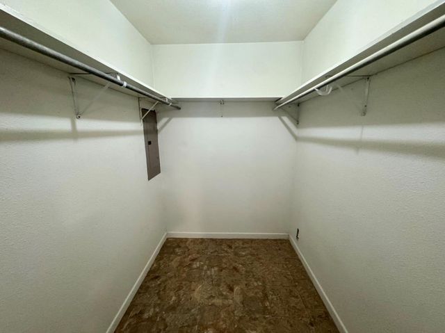 820 S Blanco ST B, Lockhart, TX 78644