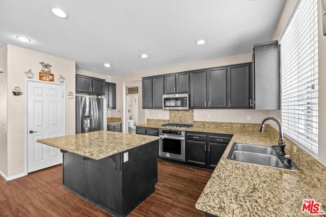 26692 Rim Creek Pathway, Menifee, CA 92584