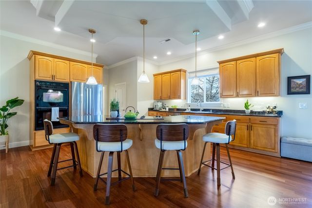 236 Looking Glass Road, Walla Walla, WA 99362