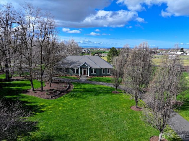 236 Looking Glass Road, Walla Walla, WA 99362