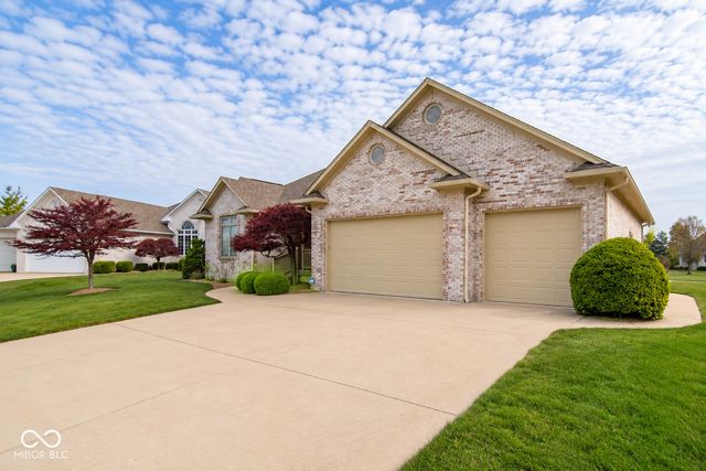 2743 Baywater Court, Greenwood, IN 46143