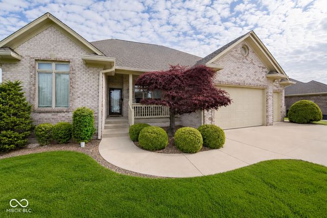 2743 Baywater Court, Greenwood, IN 46143