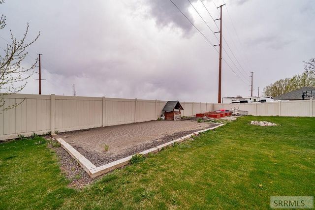2424 E Timberview Circle, Idaho Falls, ID 83401