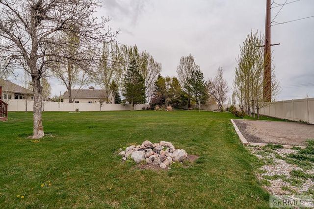 2424 E Timberview Circle, Idaho Falls, ID 83401