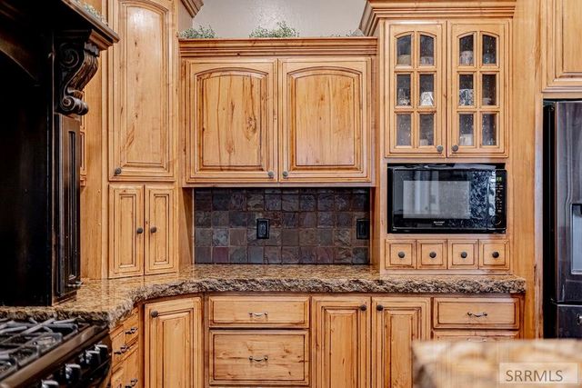 2424 E Timberview Circle, Idaho Falls, ID 83401