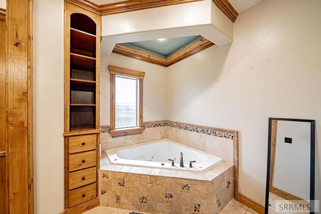 2424 E Timberview Circle, Idaho Falls, ID 83401
