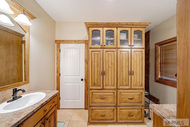 2424 E Timberview Circle, Idaho Falls, ID 83401
