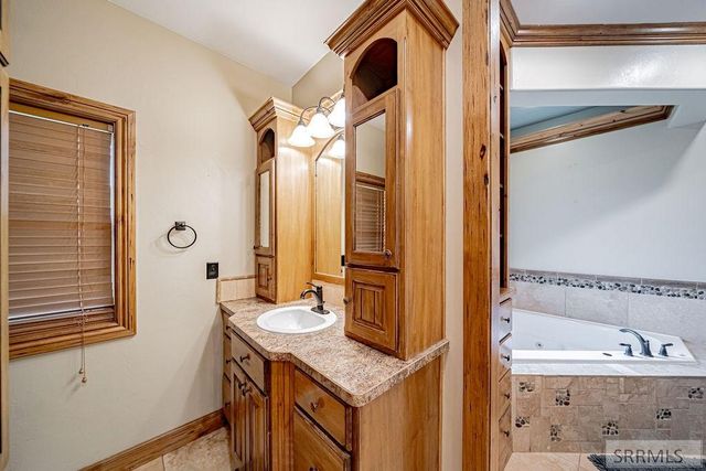 2424 E Timberview Circle, Idaho Falls, ID 83401