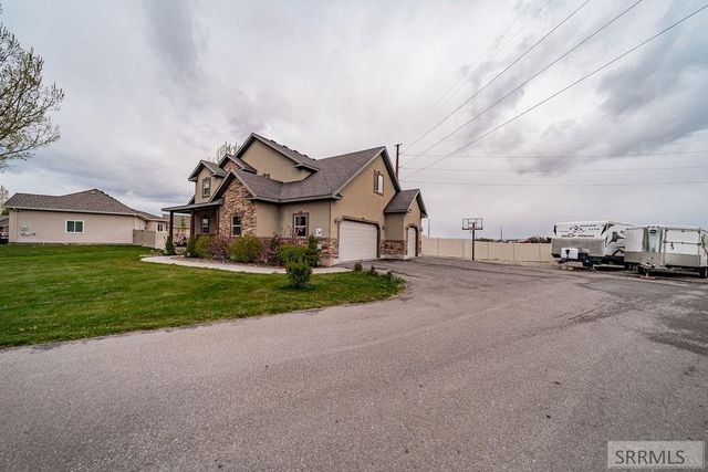 2424 E Timberview Circle, Idaho Falls, ID 83401
