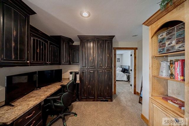 2424 E Timberview Circle, Idaho Falls, ID 83401